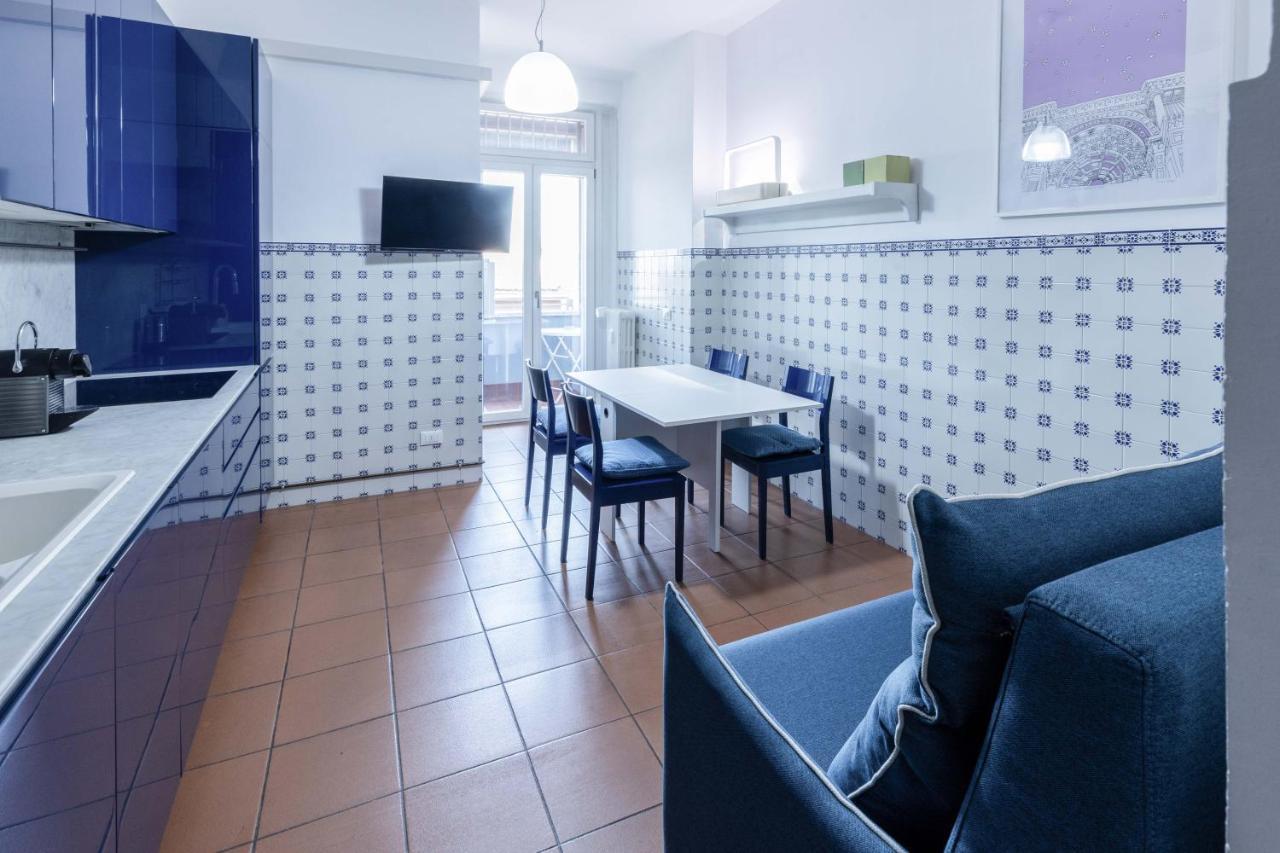 Appartamento Milan Flat 5 Min From Duomo With Park For Small Cars Esterno foto